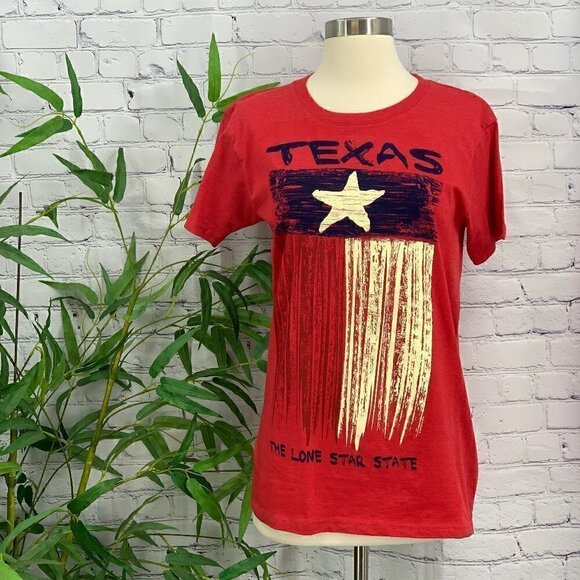 🎉Cotton Heritage Red Texas Flag Graphic Tee - NWT - Picture 1 of 5